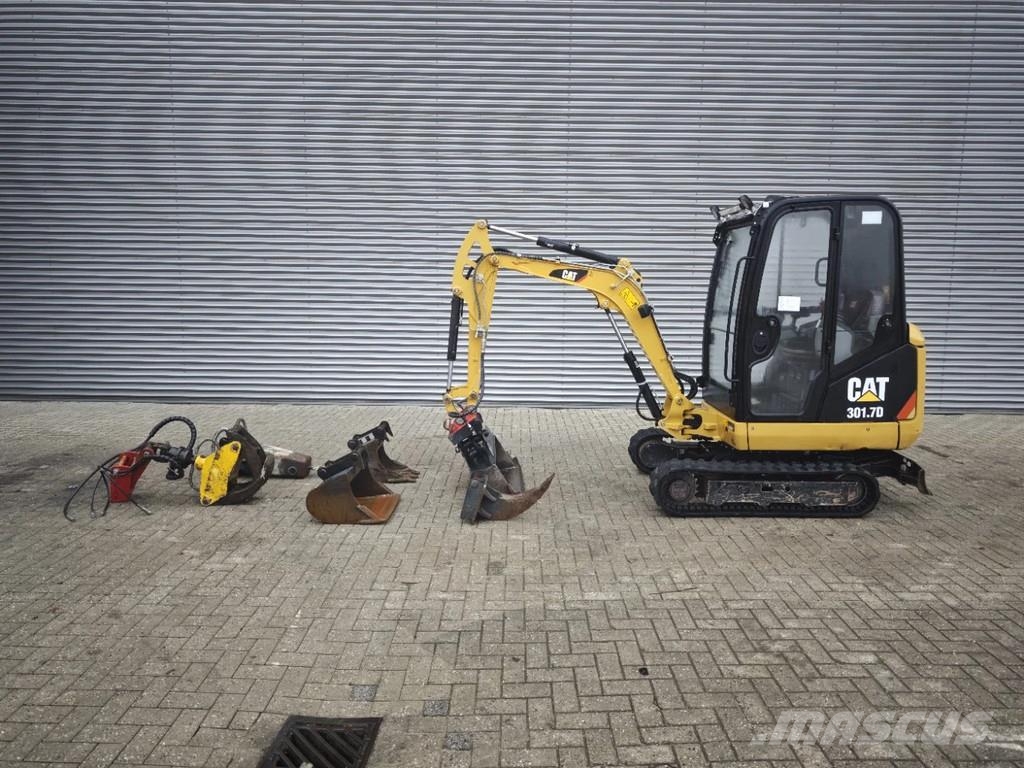 CAT 301.7D 6 Attechments! Mini ekskavatori < 7 t
