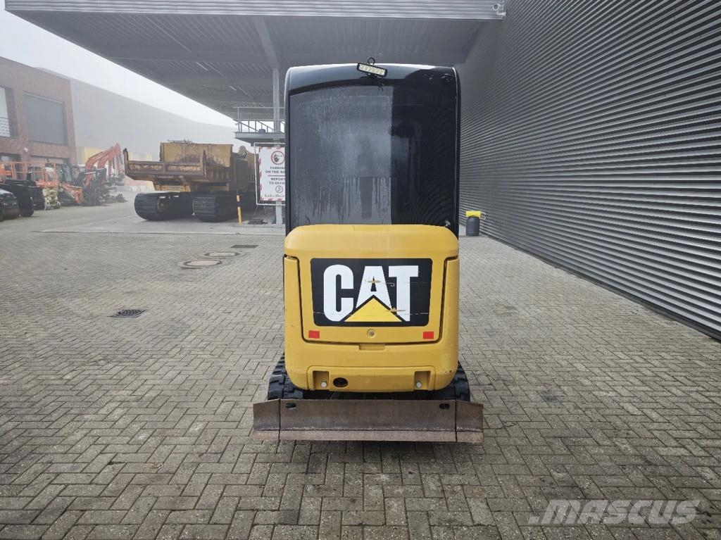CAT 301.7D 6 Attechments! Mini ekskavatori < 7 t