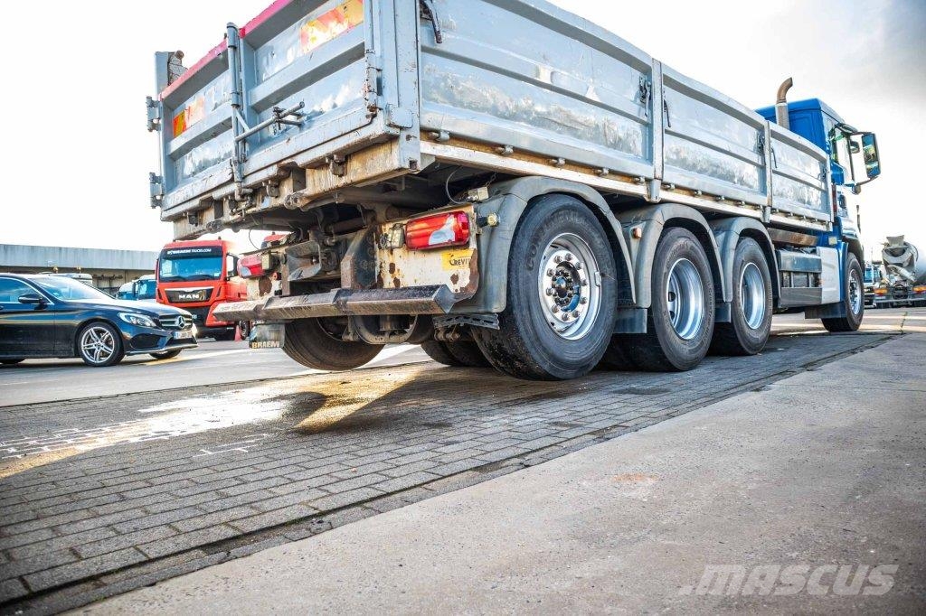 MAN TGS 35.440 BL 8x4-4 Tipper trucks
