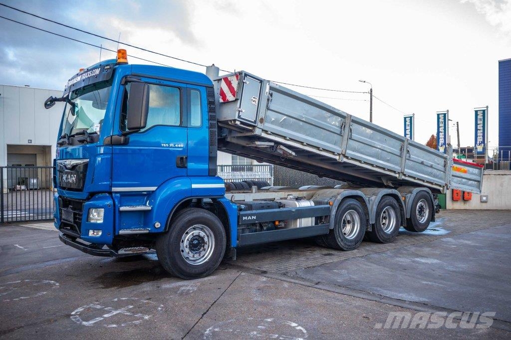 MAN TGS 35.440 BL 8x4-4 Tipper trucks