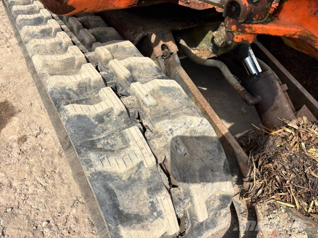 Hitachi EX 15 mini digger Міні-екскаватори < 7т