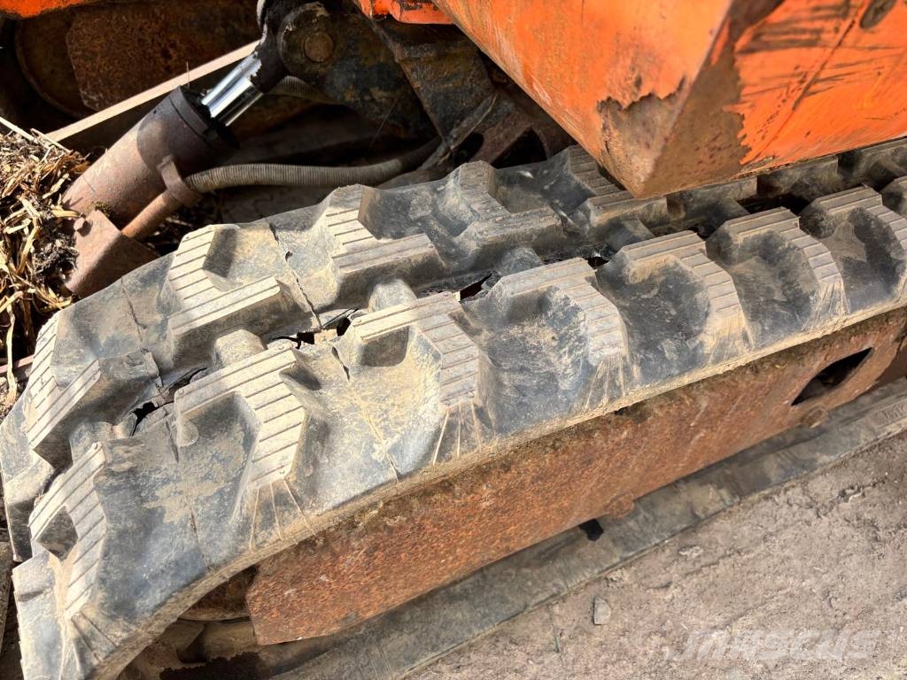 Hitachi EX 15 mini digger Міні-екскаватори < 7т