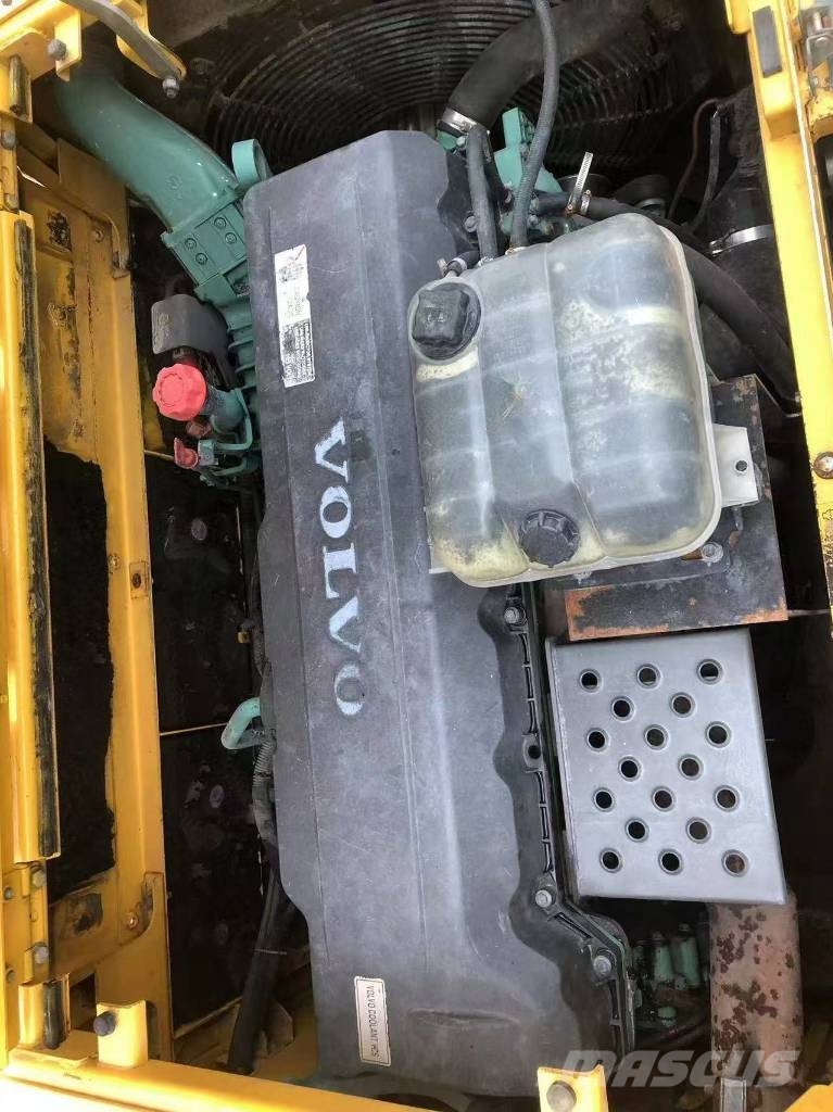 Volvo EC 480 D L Escavadoras de rastos
