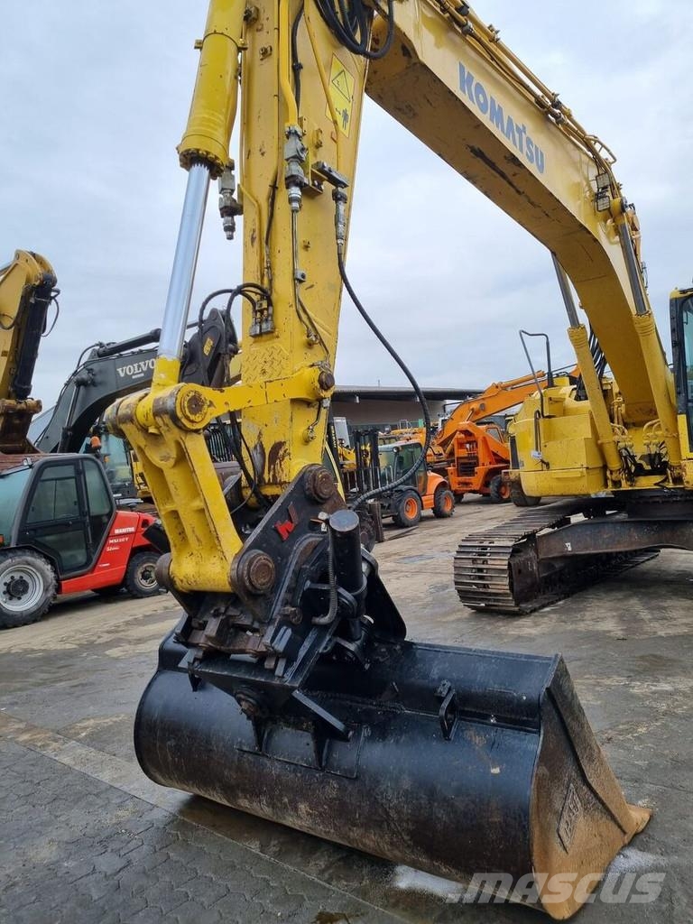 Komatsu PC 228 USLC-8 Excavadoras sobre orugas