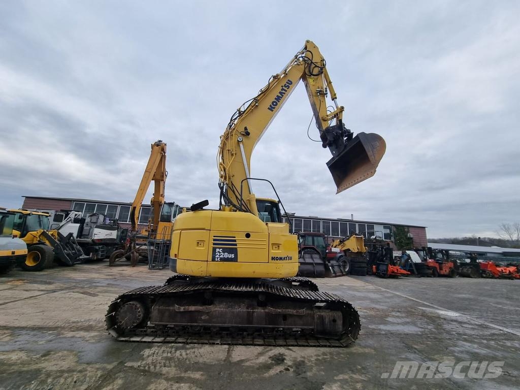 Komatsu PC 228 USLC-8 Excavadoras sobre orugas