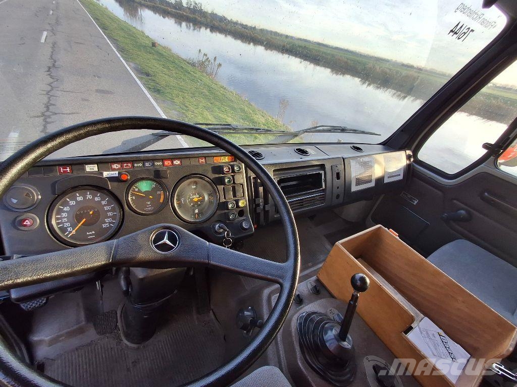 Mercedes-Benz 1019 AF 4X4 消防车