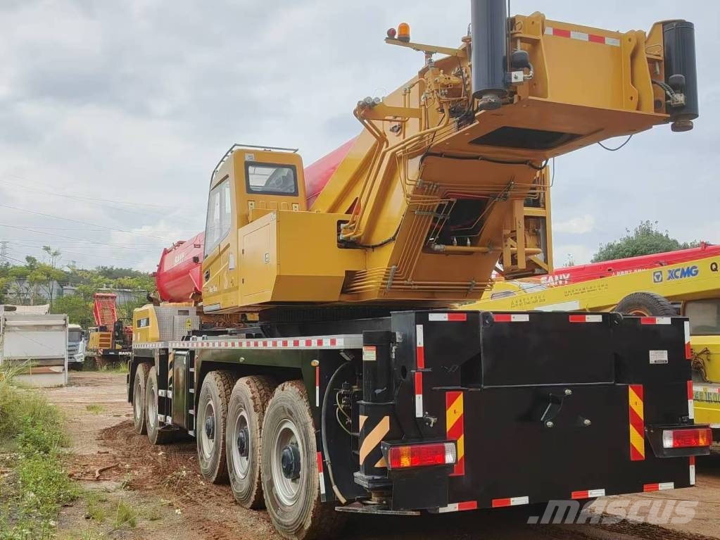 Sany STC1300C8 Grues tout terrain