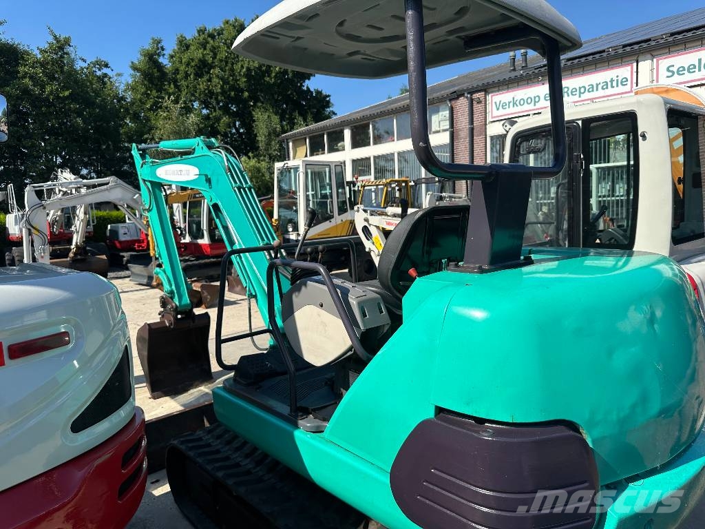 Komatsu PC 30-7 小型挖掘机