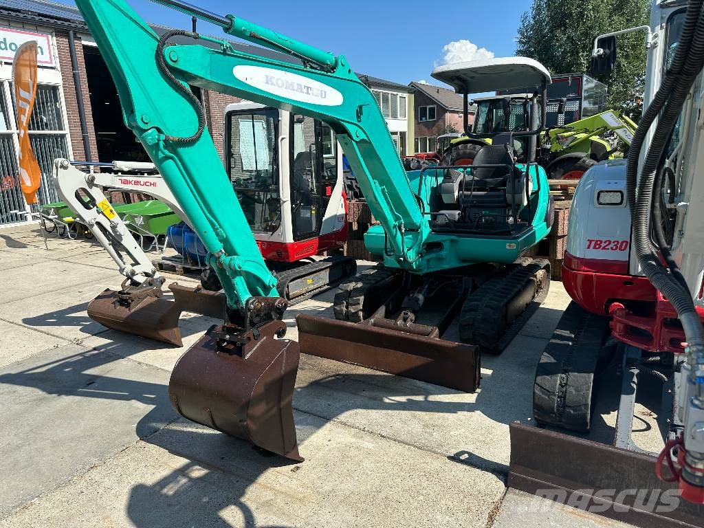 Komatsu PC 30-7 小型挖掘机