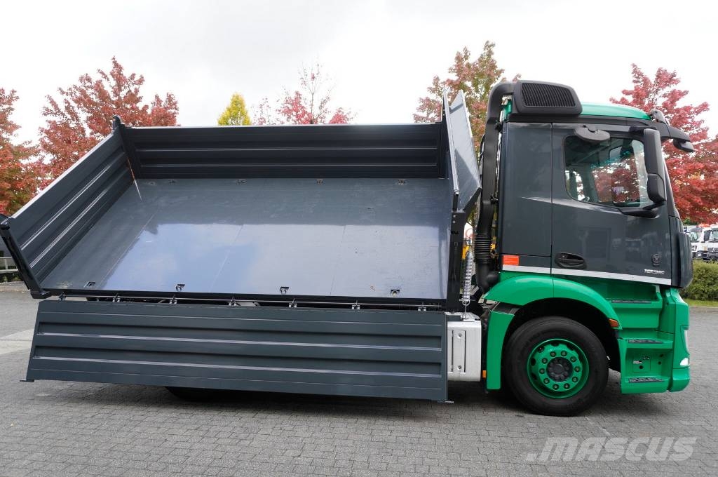 Mercedes-Benz Actros 1835 / 90 tho. km!!! / NEW 3-way tipper Tippbil