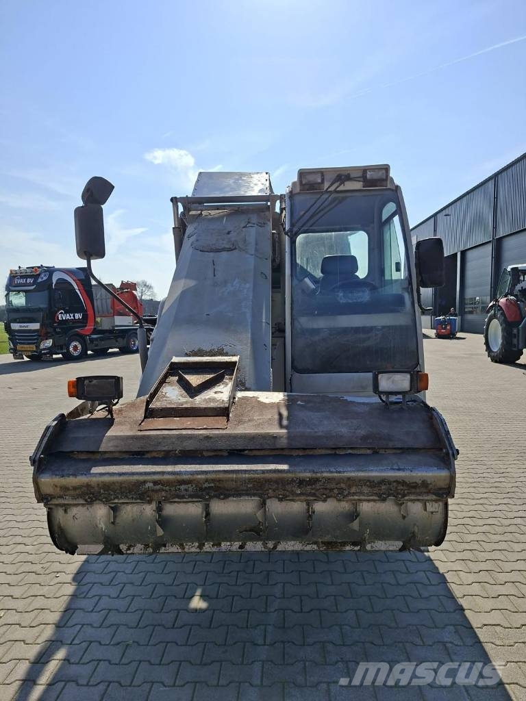 Storti Greyhound 180 علافات ماشية