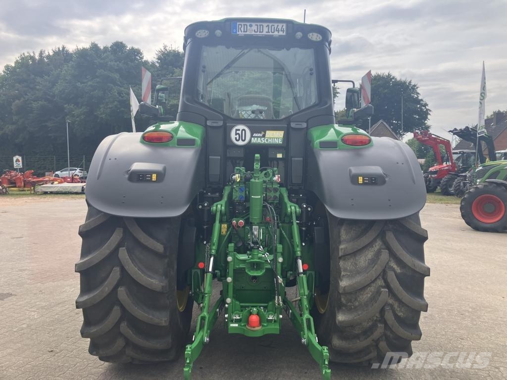 John Deere 6M250 Tractors