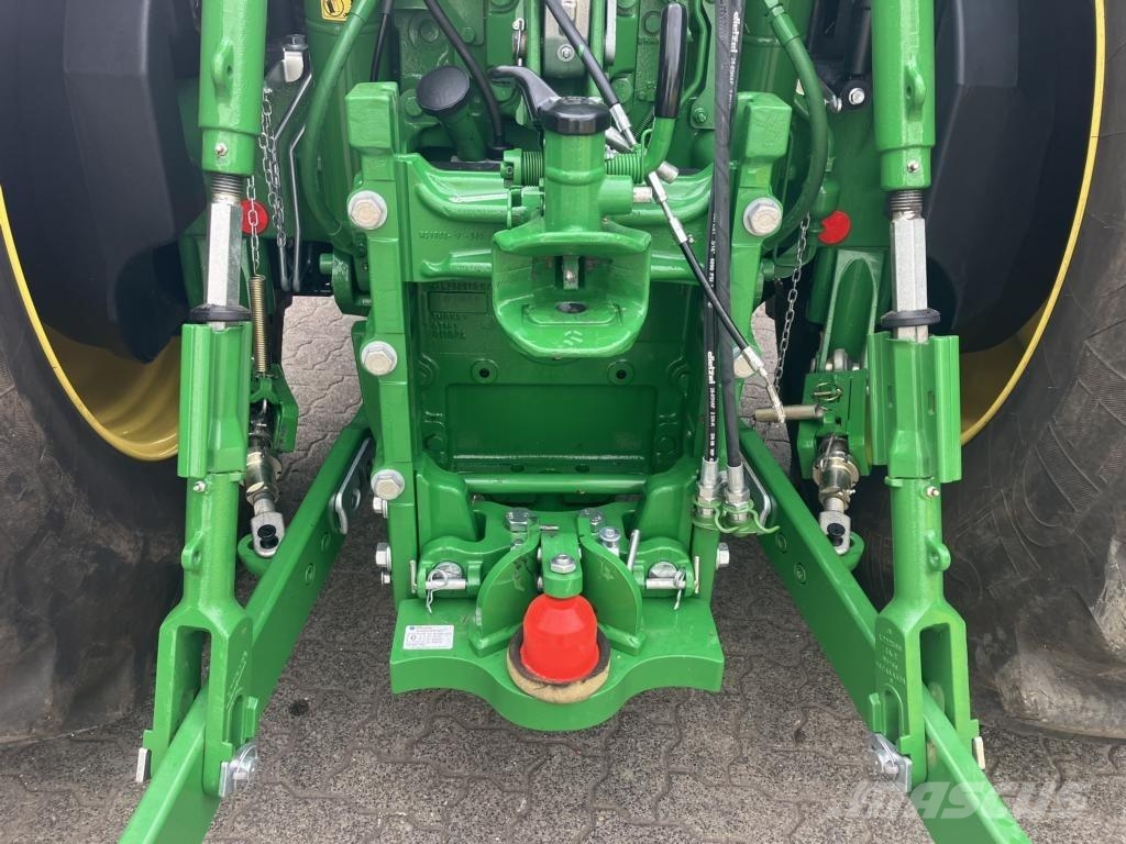 John Deere 6M250 Tractors