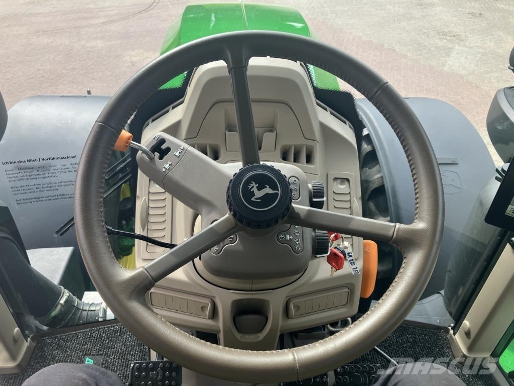 John Deere 6M250 Tractors
