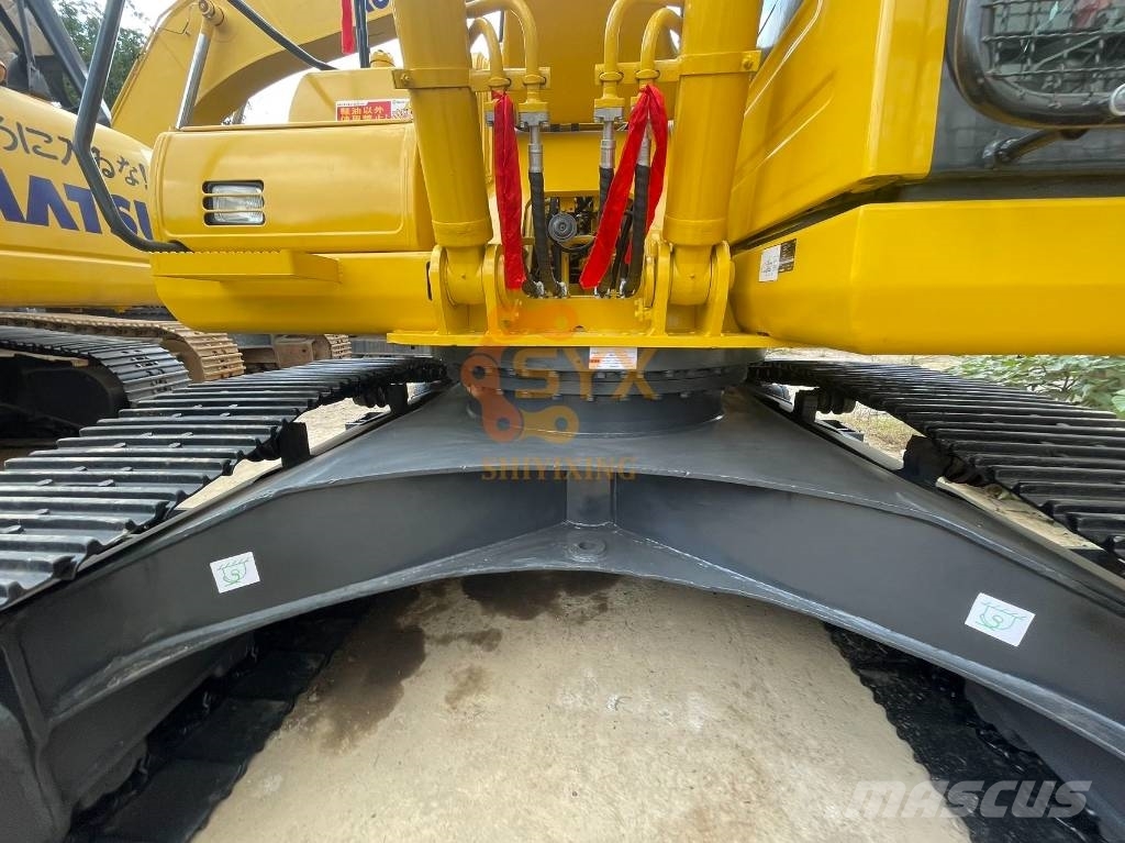 Komatsu PC 220-8 Εκσκαφείς με ερπύστριες
