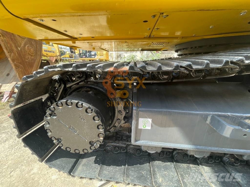 Komatsu PC 220-8 Εκσκαφείς με ερπύστριες