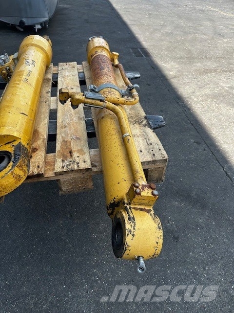 CAT 315/317 SILOWNIK HYDRAULICZNY Hydraulik