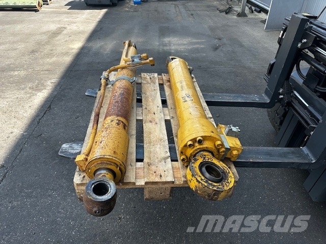 CAT 315/317 SILOWNIK HYDRAULICZNY Hydraulik