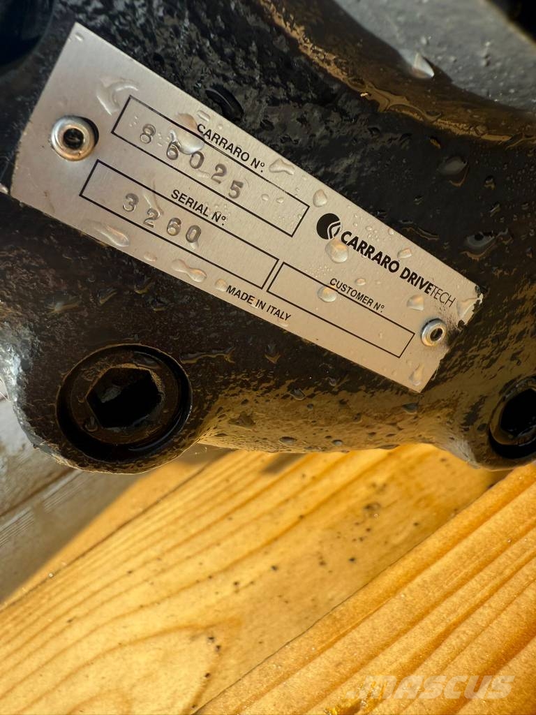Komatsu REAR AXLE ASSEMBLY 20E-22-32000 Ejes