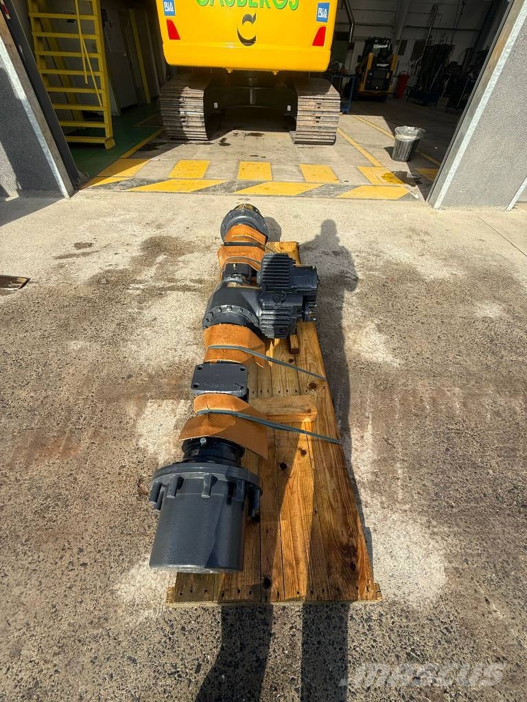Komatsu REAR AXLE ASSEMBLY 20E-22-32000 Ejes