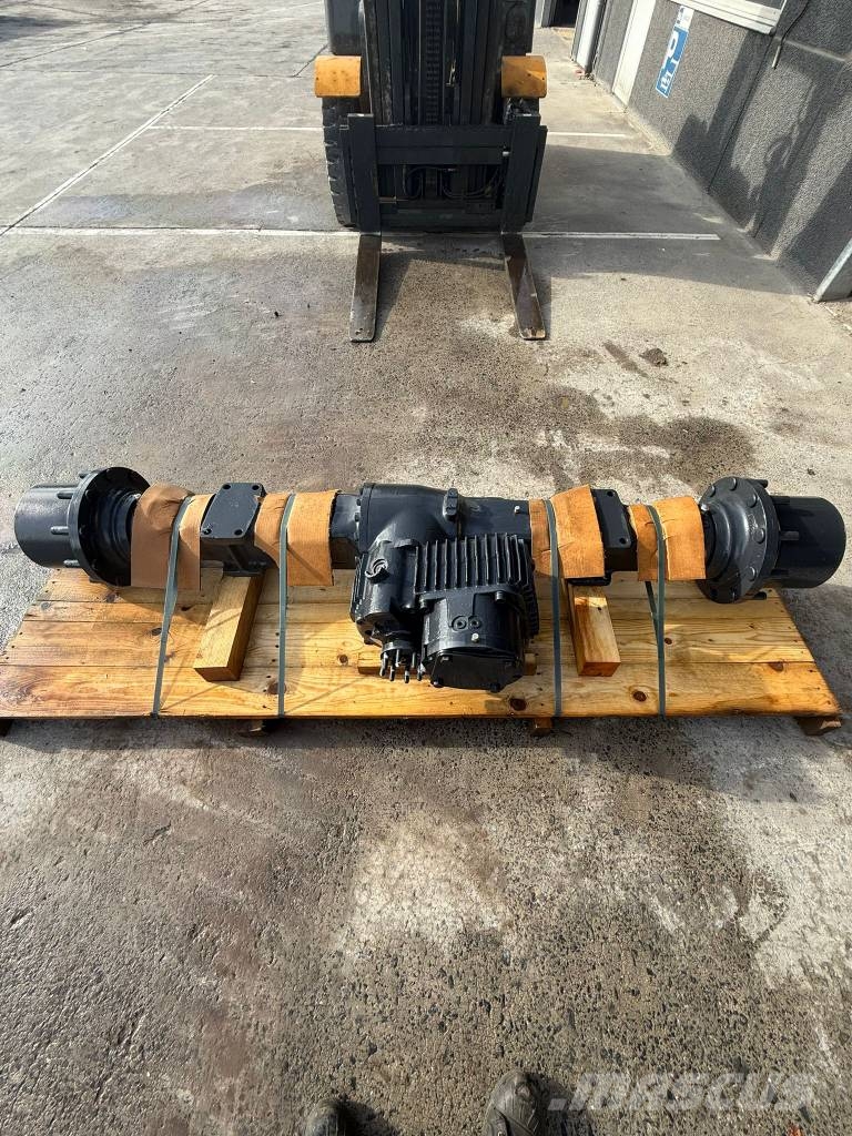 Komatsu REAR AXLE ASSEMBLY 20E-22-32000 Ejes