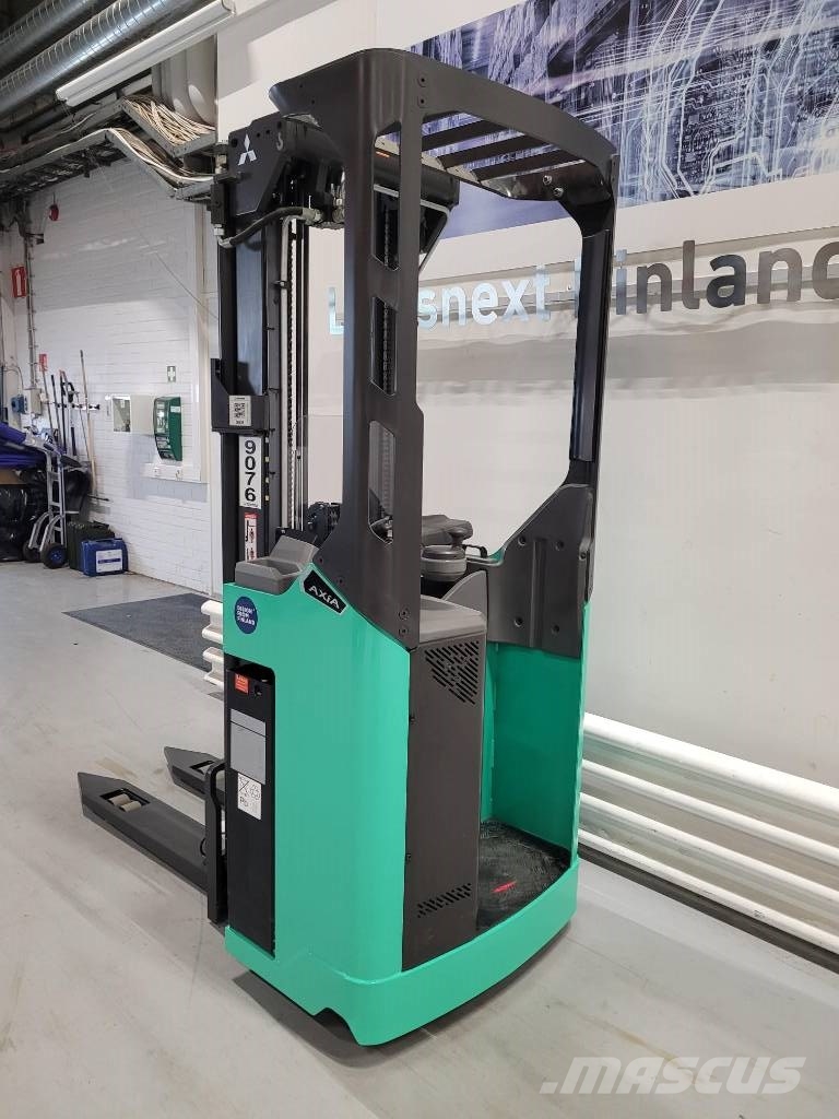 Mitsubishi SBR 16 N2 Stand-in stackers