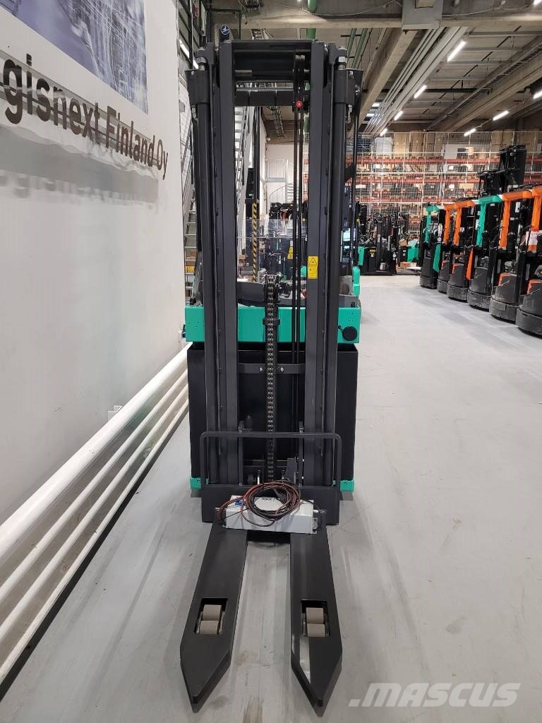 Mitsubishi SBR 16 N2 Stand-in stackers