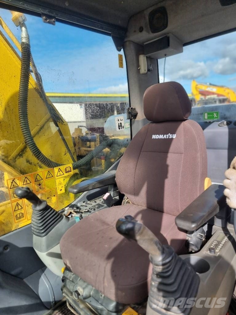 Komatsu PC 210 LC-8 حفارات زحافة