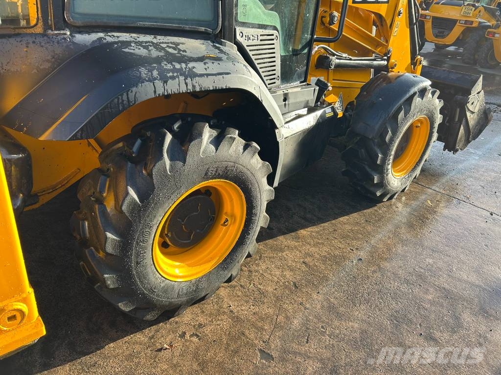 JCB 3CX Compact Backhoe