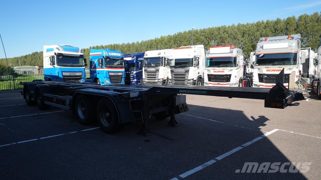 D-tec 4 axle breaker container chassis Konteinerveo poolhaagised