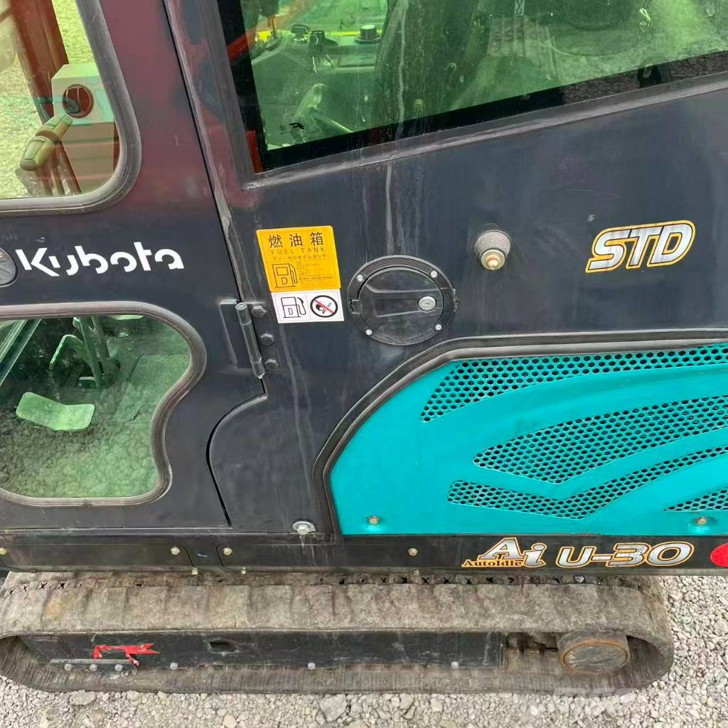 Kubota U 30 ミニ油圧ショベル 7t以下(ミニユンボ・ミニディガー)