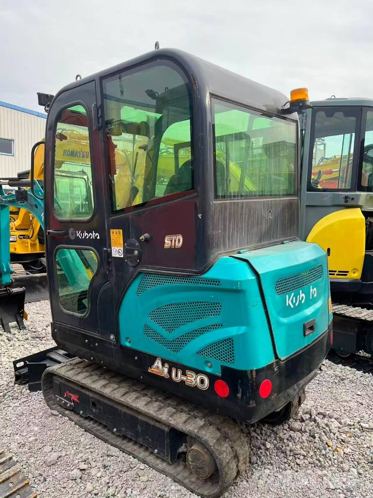 Kubota U 30 ミニ油圧ショベル 7t以下(ミニユンボ・ミニディガー)