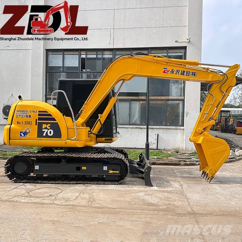 Komatsu PC 70 Escavatori medi 7t - 12t