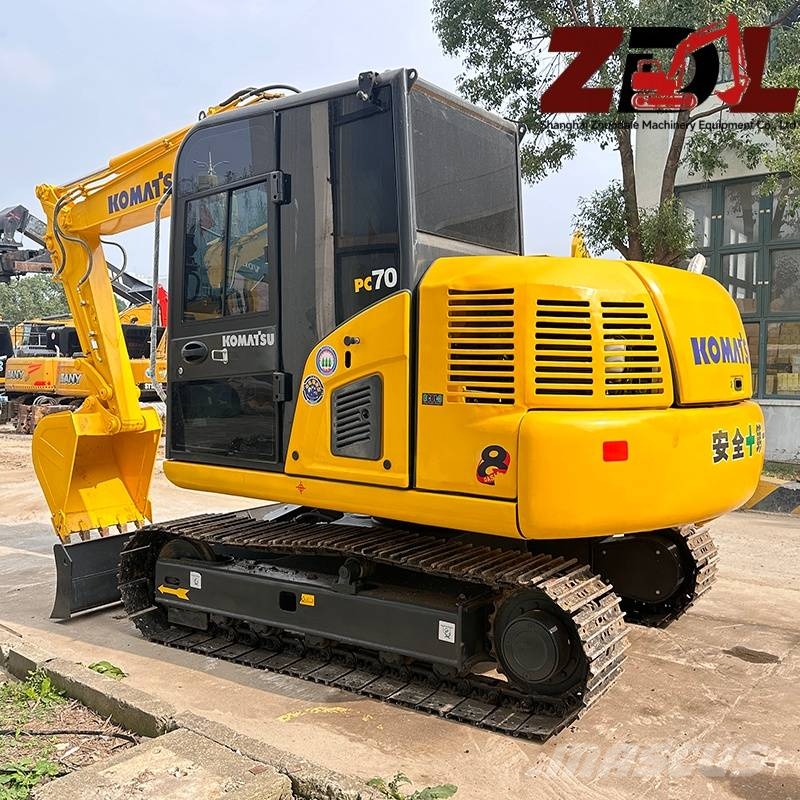 Komatsu PC 70 Escavatori medi 7t - 12t