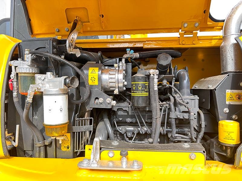 Komatsu PC 70 Escavatori medi 7t - 12t