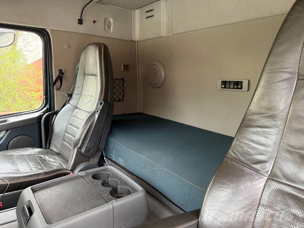 Volvo FMX500 8x4 Camiones grúa