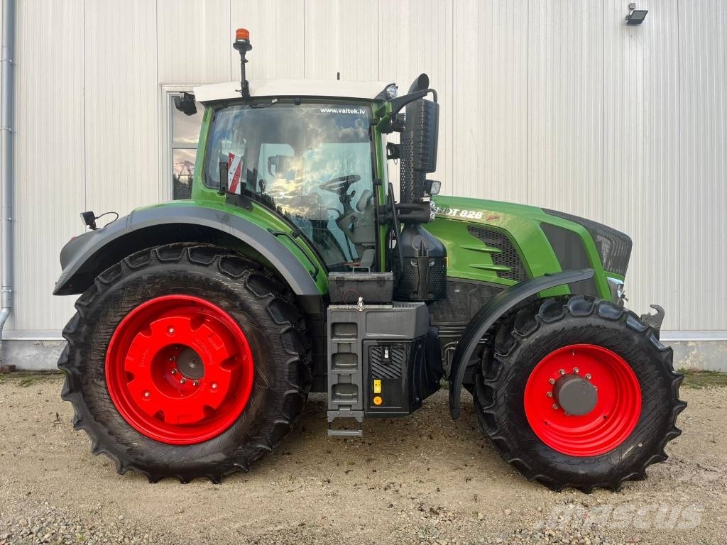Fendt 828 S4 Profi Plus Traktori