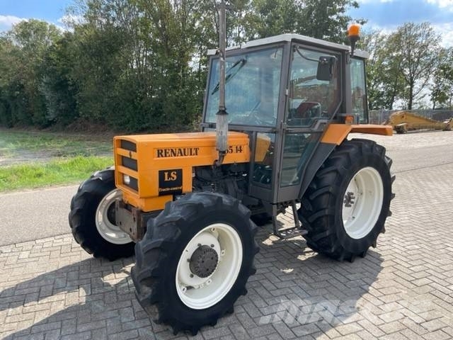 Renault R65 14 LS 4X4 트랙터