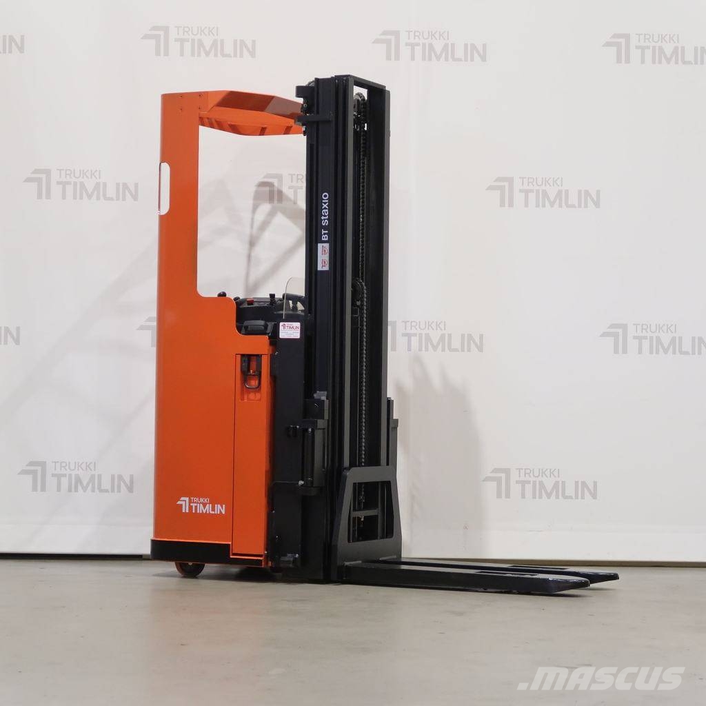 Toyota SSE135L Ajettavat pinoamisvaunut