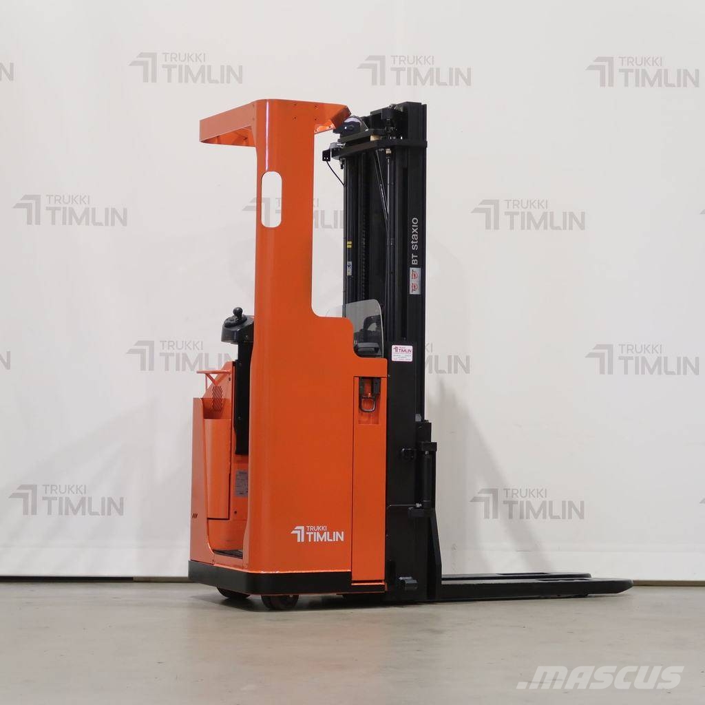 Toyota SSE135L Ajettavat pinoamisvaunut