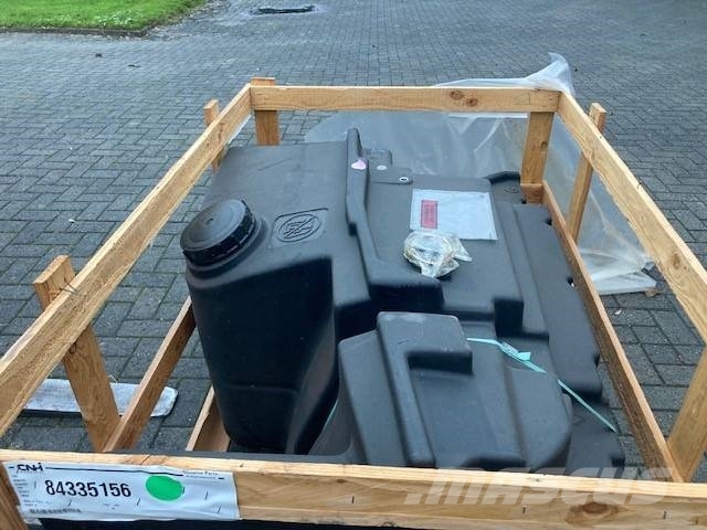 New Holland brandstoftank FR hakselaar  Fueltank Šasija un piekare