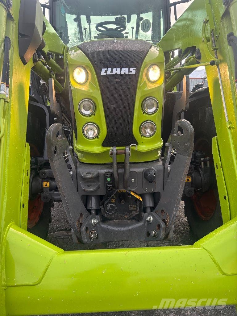 CLAAS Arion 470 Трактора