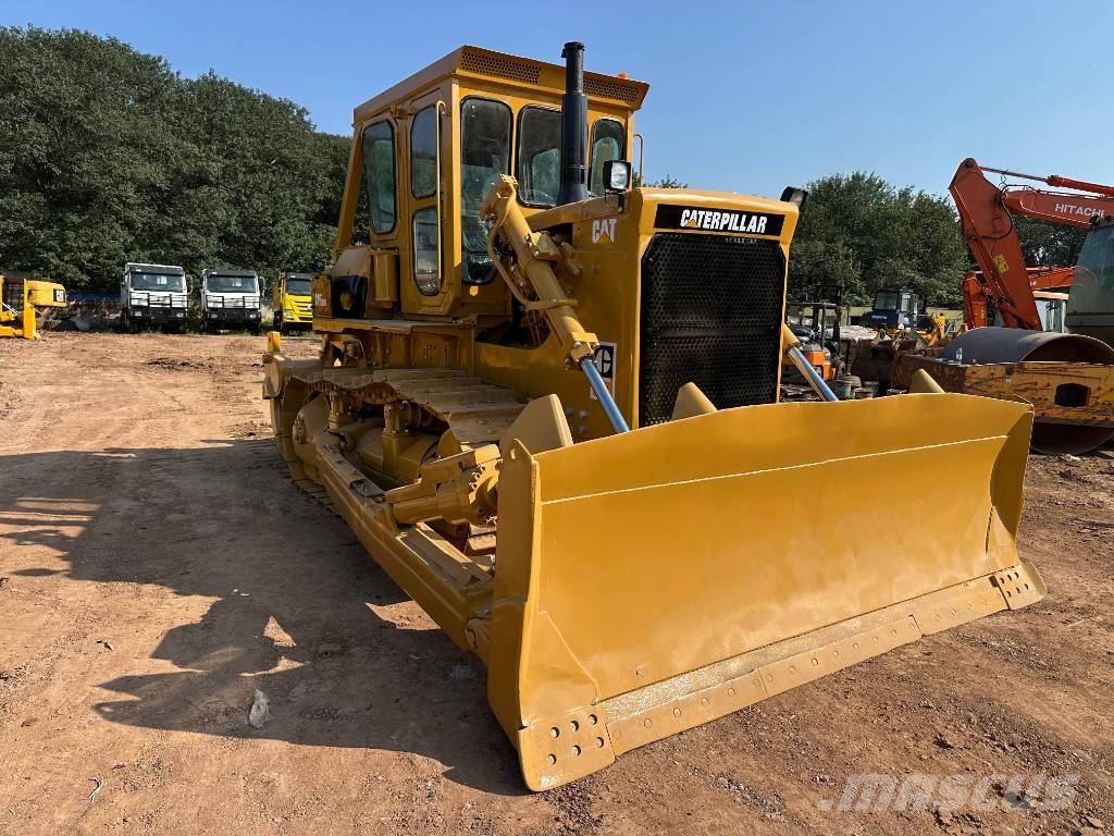 CAT D7G lánctalpas dózerek
