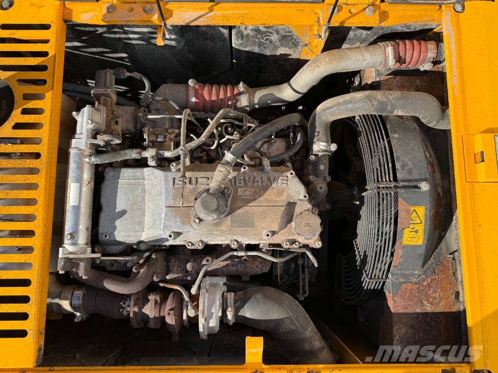 JCB JS260LC - Hammer Lines / Heated Seat Raupenbagger