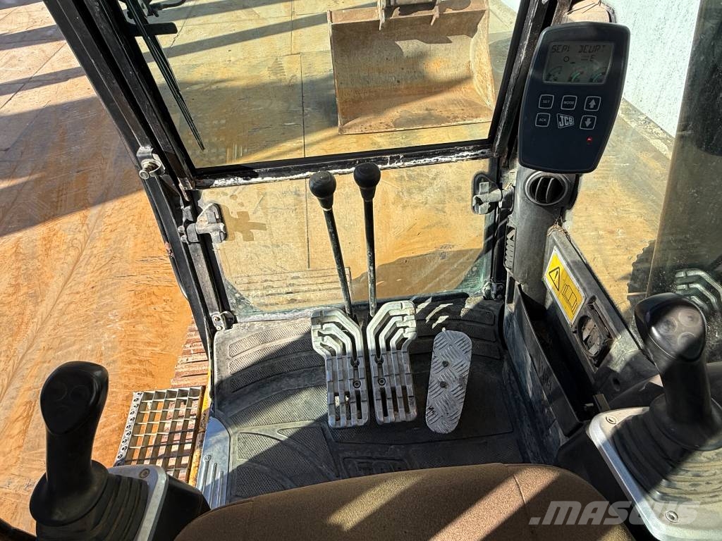 JCB JS260LC - Hammer Lines / Heated Seat Raupenbagger