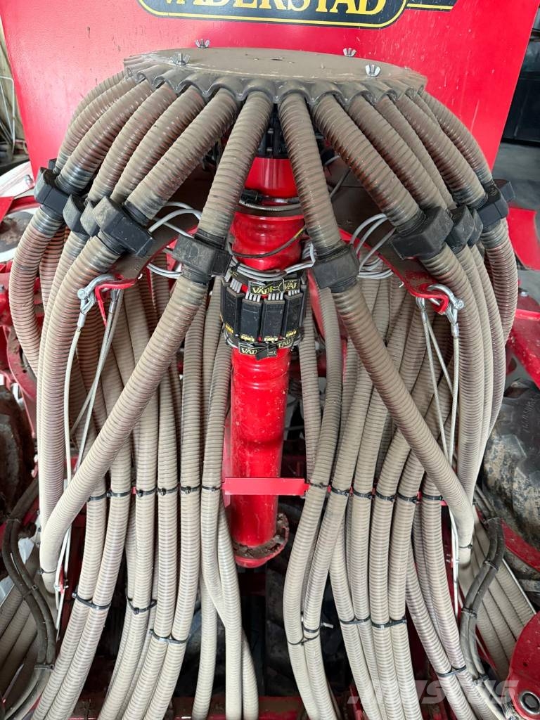 Väderstad spirit 400S مثاقيب