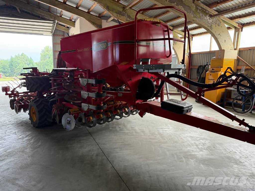 Väderstad spirit 400S مثاقيب