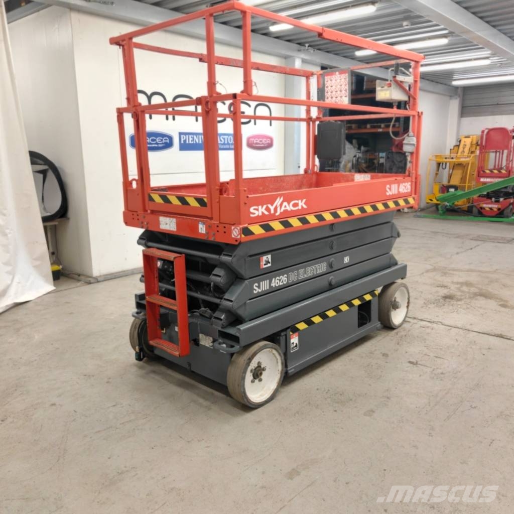 SkyJack SJ4626K Ollós emelők