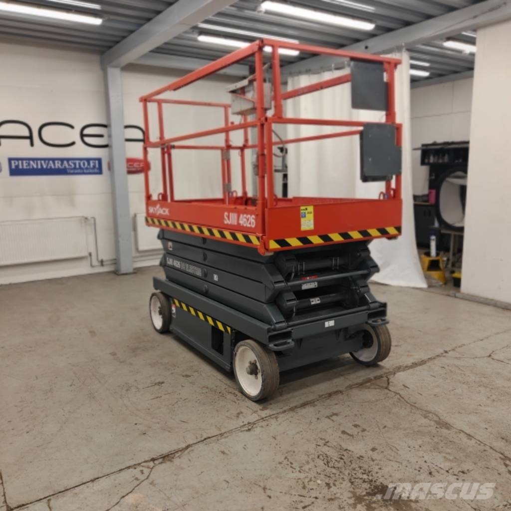 SkyJack SJ4626K Ollós emelők