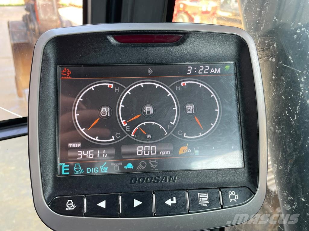 Doosan DX255LC-5 Roomikekskavaatorid